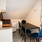 아파트 Szololugas Vendeghaz 블로톤퓌레드